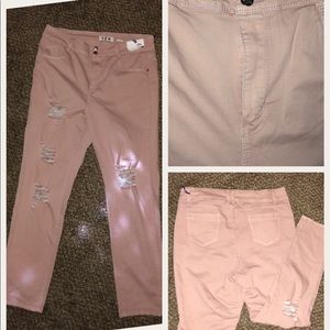 Size 18 stretch skinny destructed jeans plus size